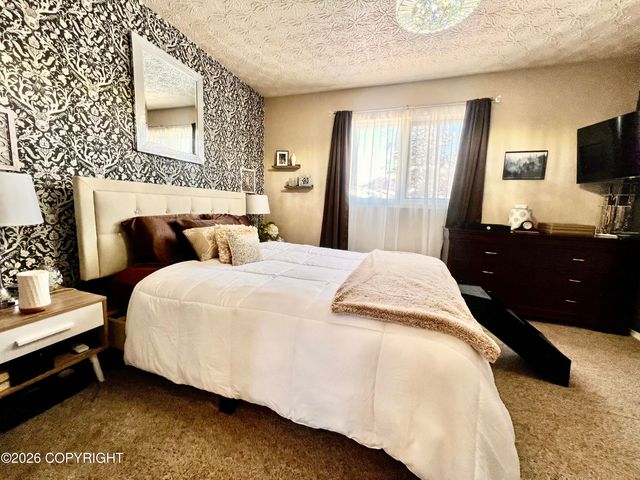 12043 Buttermilk Way, Eagle River, AK 99577