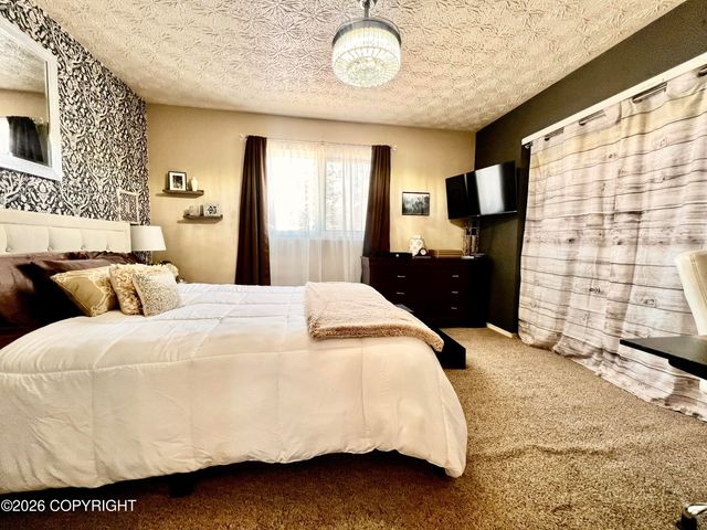 12043 Buttermilk Way, Eagle River, AK 99577