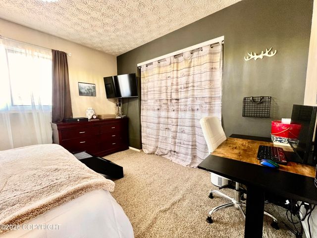 12043 Buttermilk Way, Eagle River, AK 99577