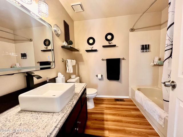 12043 Buttermilk Way, Eagle River, AK 99577