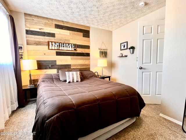 12043 Buttermilk Way, Eagle River, AK 99577