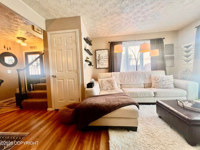 12043 Buttermilk Way, Eagle River, AK 99577