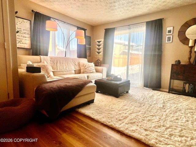 12043 Buttermilk Way, Eagle River, AK 99577