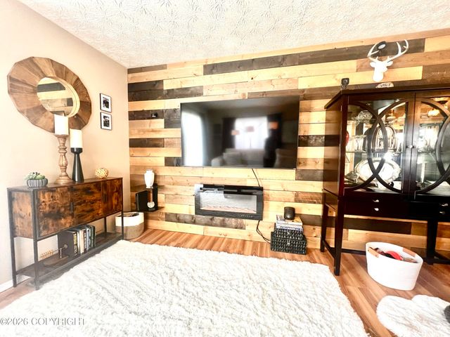 12043 Buttermilk Way, Eagle River, AK 99577