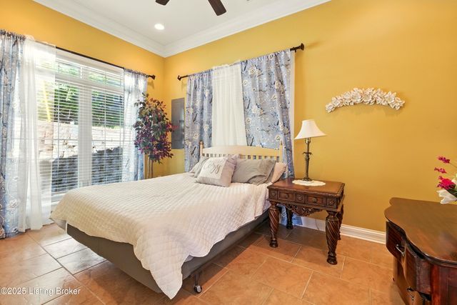 348 Lakeshore Dr, Leitchfield, KY 42754