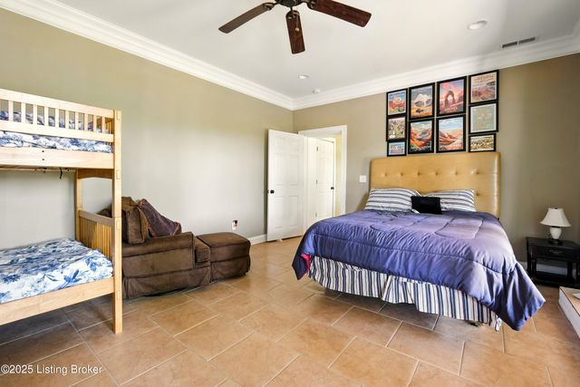 348 Lakeshore Dr, Leitchfield, KY 42754