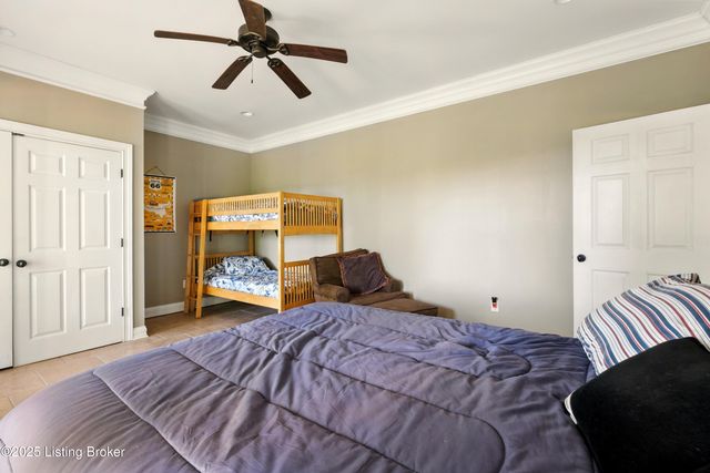 348 Lakeshore Dr, Leitchfield, KY 42754