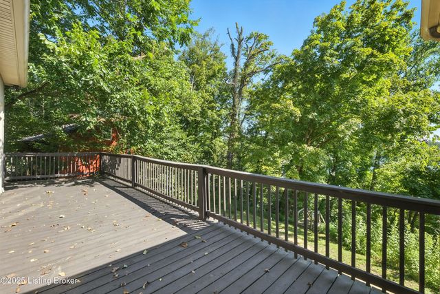 348 Lakeshore Dr, Leitchfield, KY 42754