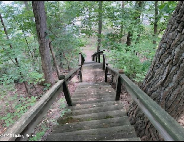 348 Lakeshore Dr, Leitchfield, KY 42754