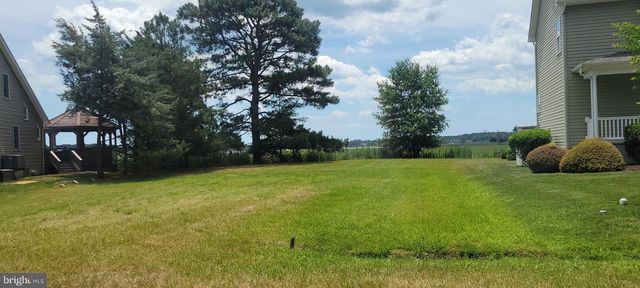100 ROBIN HOOD TRL, Ocean Pines, MD 21811