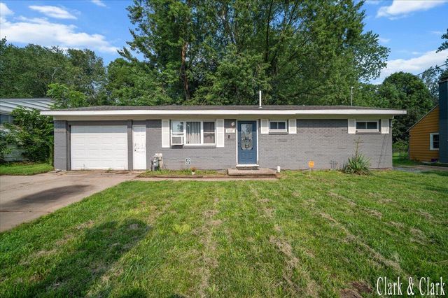 6037 Hughes Road, Lansing, MI 48911
