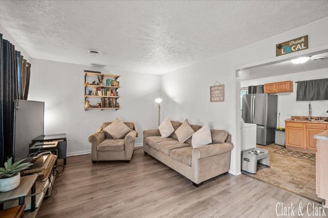 6037 Hughes Road, Lansing, MI 48911