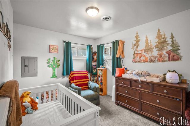 6037 Hughes Road, Lansing, MI 48911