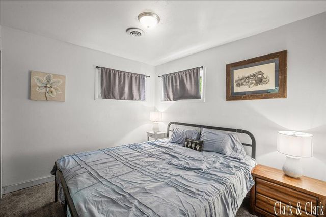 6037 Hughes Road, Lansing, MI 48911