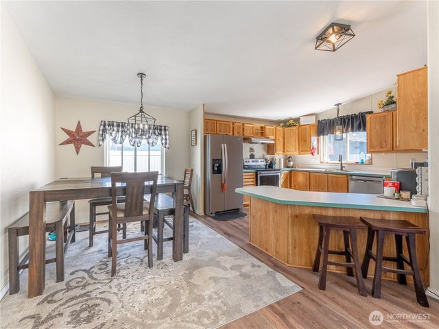 105 3rd Street SW, Rock Island, WA 98850