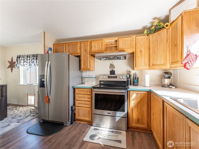 105 3rd Street SW, Rock Island, WA 98850