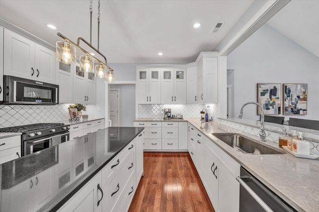224 Stonecreek WAY, Roanoke, VA 24019