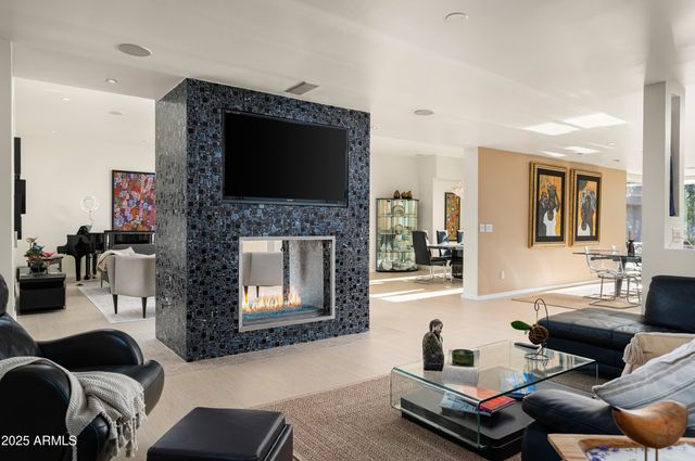 9175 N 82ND Street, Scottsdale, AZ 85258