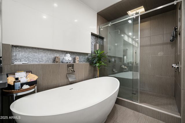 9175 N 82ND Street, Scottsdale, AZ 85258