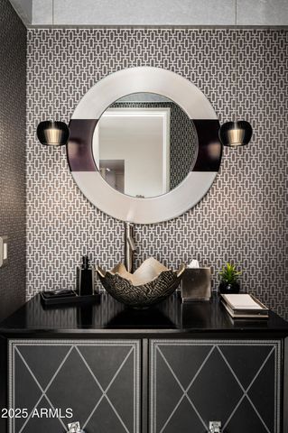 9175 N 82ND Street, Scottsdale, AZ 85258