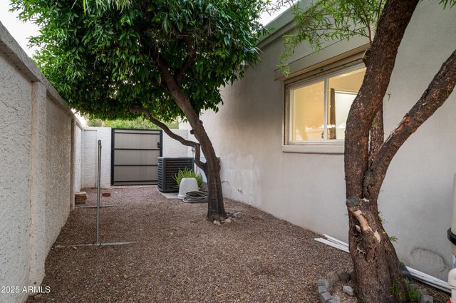 9175 N 82ND Street, Scottsdale, AZ 85258