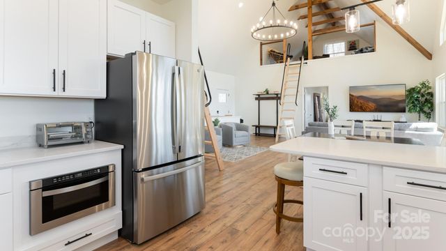 65 Thumper Trail, Waynesville, NC 28785