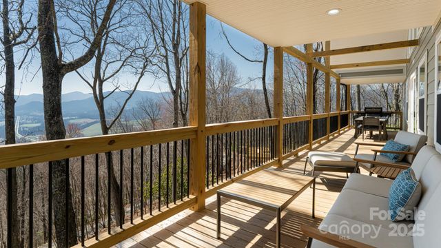 65 Thumper Trail, Waynesville, NC 28785
