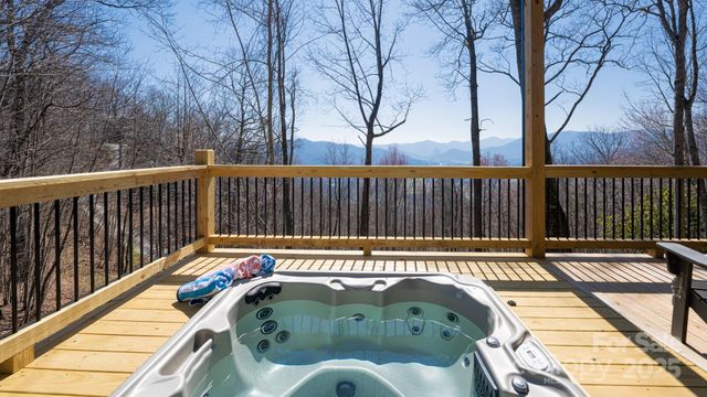 65 Thumper Trail, Waynesville, NC 28785