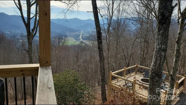 65 Thumper Trail, Waynesville, NC 28785