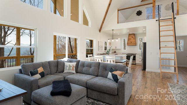 65 Thumper Trail, Waynesville, NC 28785