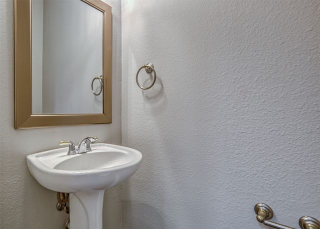 6533 Riveredge Drive, Plano, TX 75024