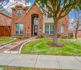 6533 Riveredge Drive, Plano, TX 75024