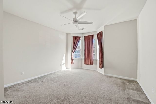 1424 Hudson Cir, Highland Park Boro, NJ 08904