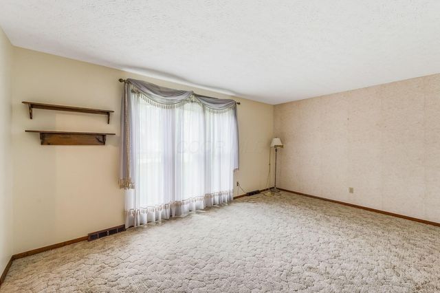 72 Yorkshire Road, Delaware, OH 43015