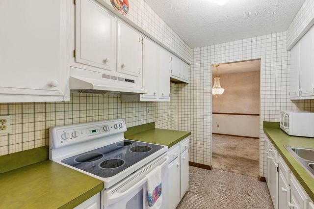 72 Yorkshire Road, Delaware, OH 43015