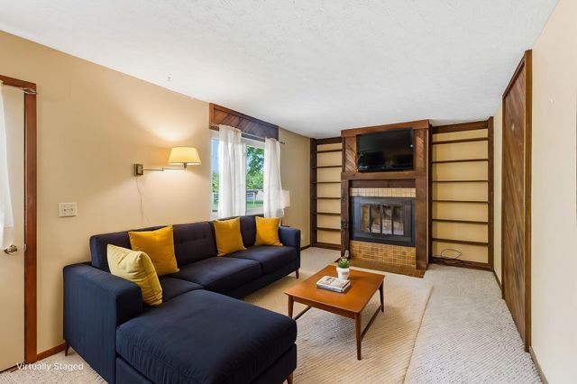 72 Yorkshire Road, Delaware, OH 43015