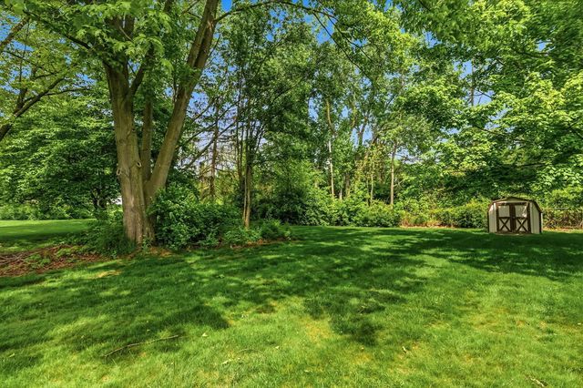 72 Yorkshire Road, Delaware, OH 43015
