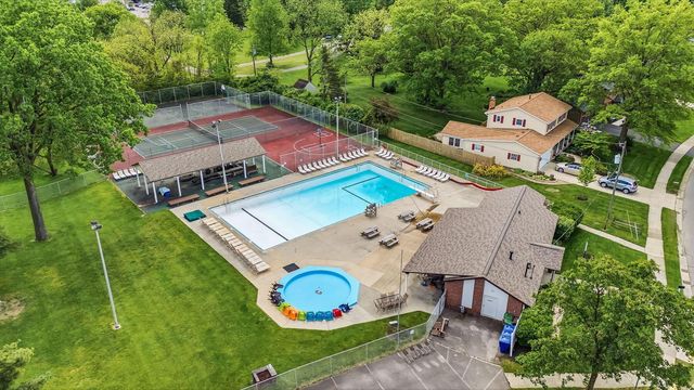 72 Yorkshire Road, Delaware, OH 43015