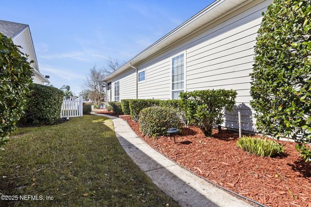 1924 MOORINGS Circle, Middleburg, FL 32068
