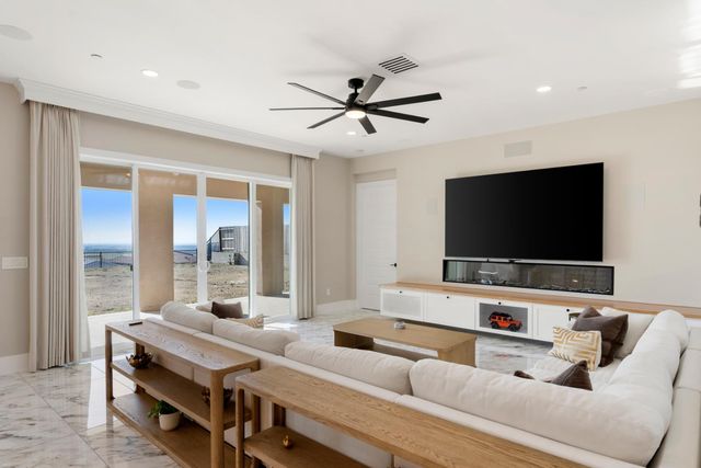 4621 Dehone Cir, Folsom, CA 95630