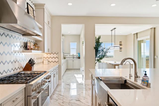 4621 Dehone Cir, Folsom, CA 95630