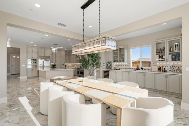 4621 Dehone Cir, Folsom, CA 95630