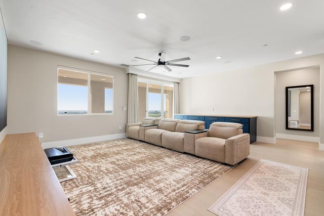 4621 Dehone Cir, Folsom, CA 95630