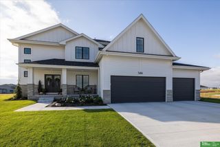 5414 N 209 Avenue, Elkhorn, NE 68022