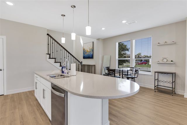 741 Creekwater Lane, Garland, TX 75043