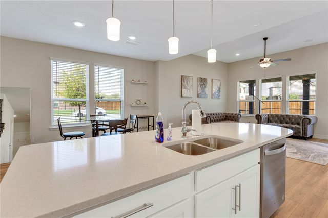 741 Creekwater Lane, Garland, TX 75043