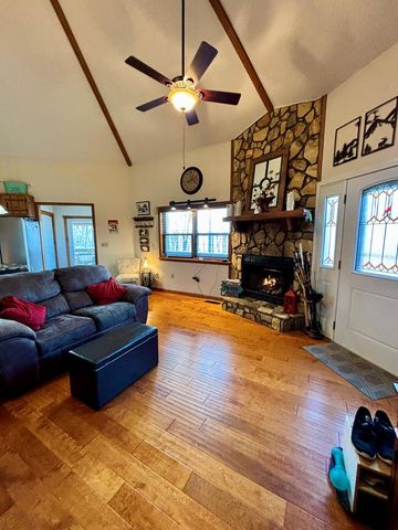 163 Beauregards Knob, Ellijay, GA 30536