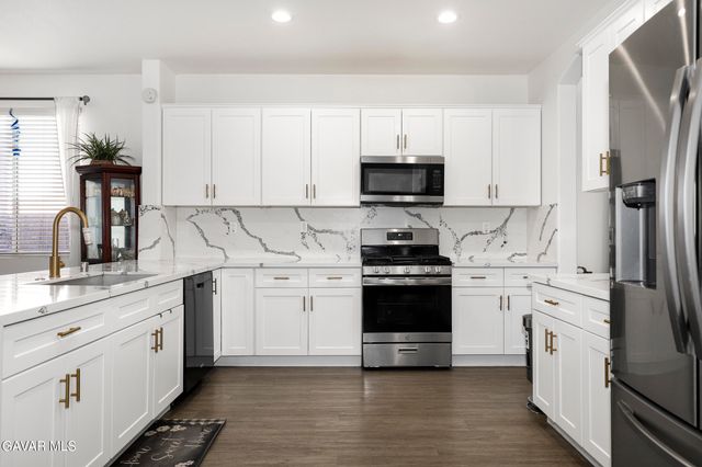 40327 Preston Road, Palmdale, CA 93551