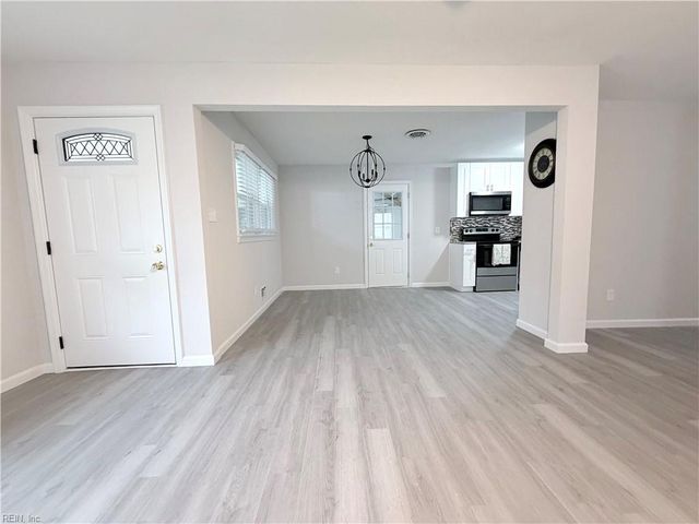 2420 Juniper ST, Norfolk, VA 23513