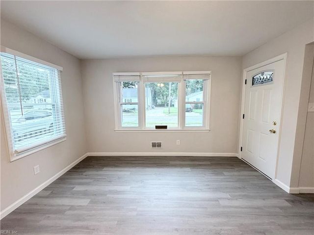 2420 Juniper ST, Norfolk, VA 23513
